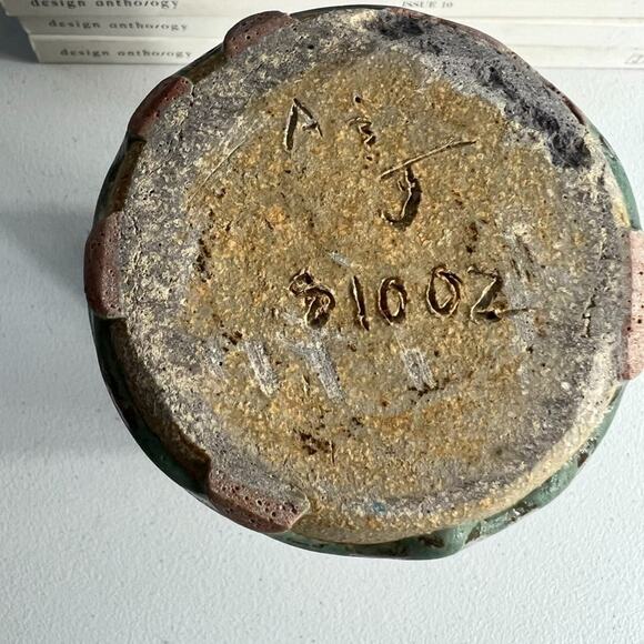 Studio Art Pottery Vase 7" Green Pink Ombre Handmade & Signed - Picture 6 of 16